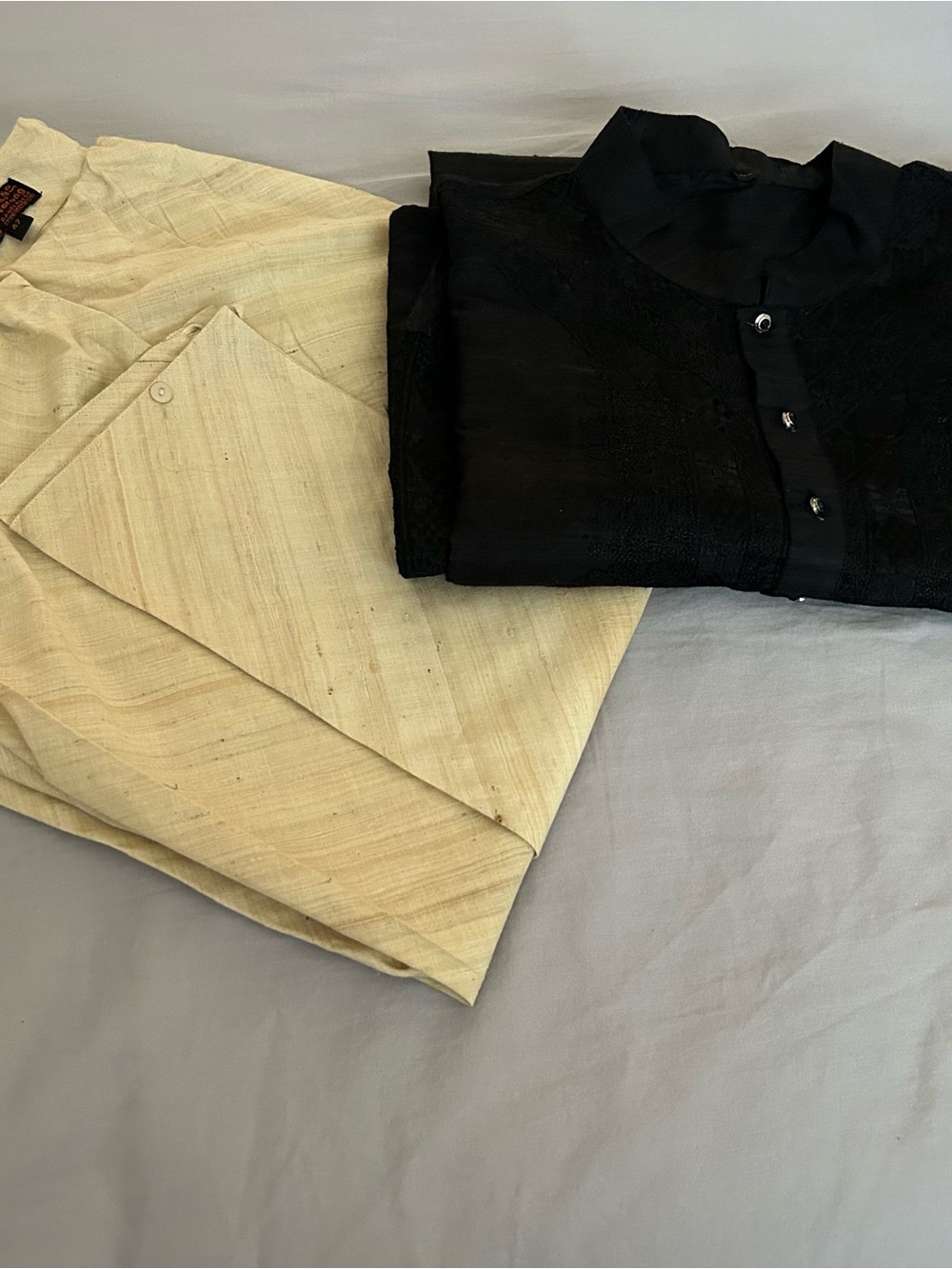 Men’s Black Matka Silk Embroidered Kurta with Pajama Set Size 42 Medium